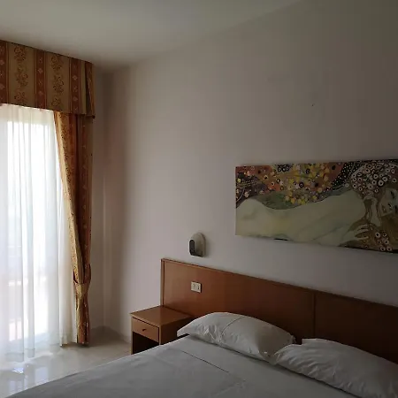 Balcone Sul Metauro Otel 3*